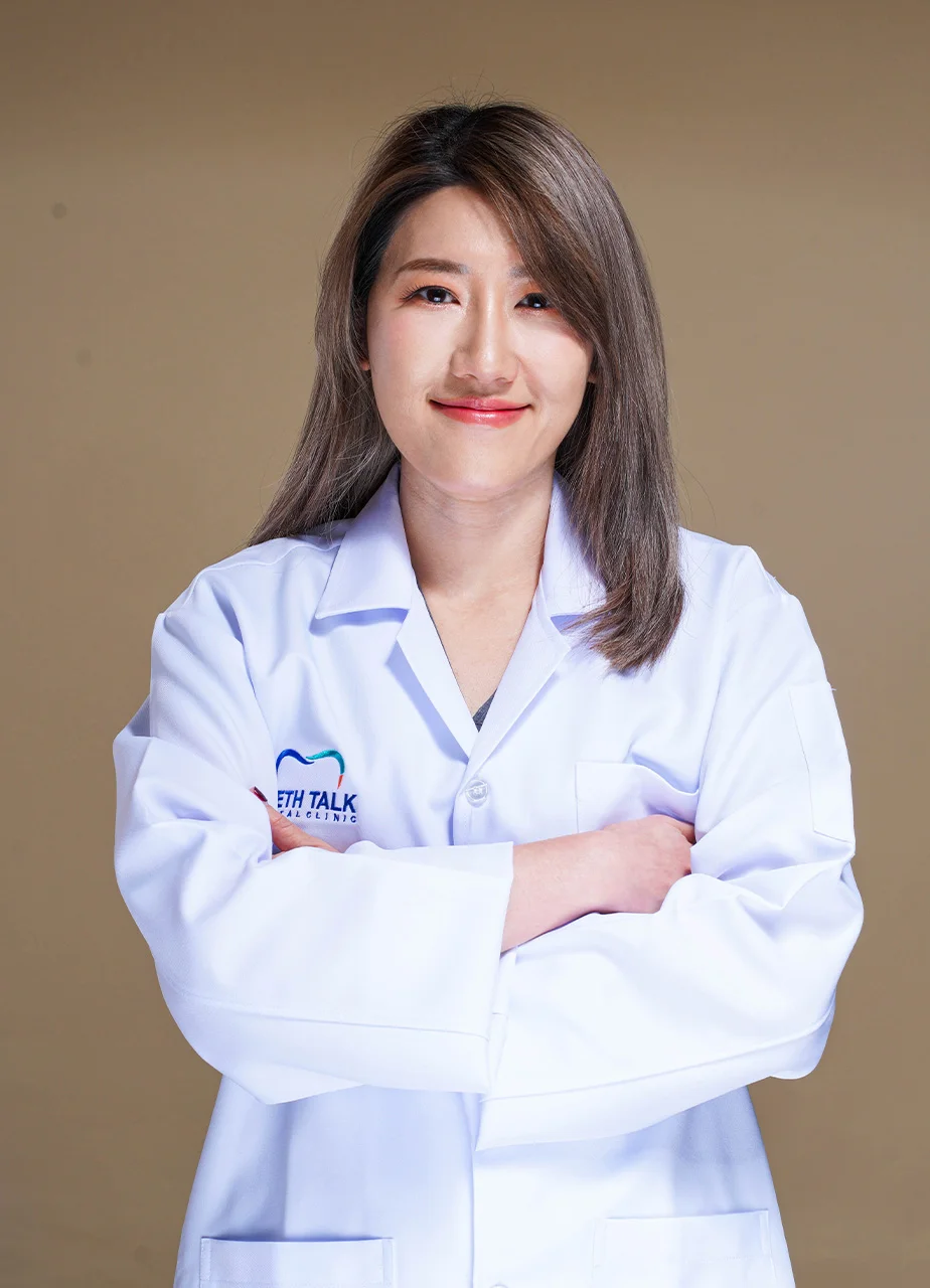 ทพญ. ชณัฐชยา ธรรมจิตรสกุล DDS.