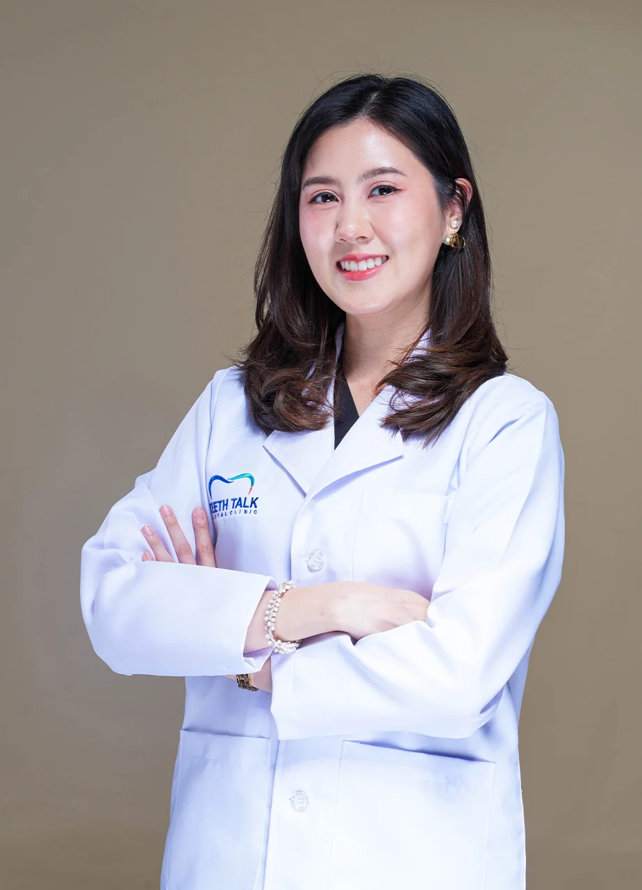 ทพญ. ณัฐกานต์ ธรรมวาทะเสรี DDS., MSc. ทันตแพทย์ทั่วไป, ศัลยศาสตร์ช่องปาก ใบหน้าและขากรรไกร ที่ teethtalk clinic