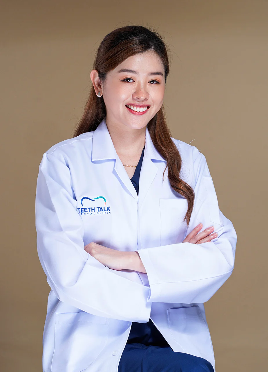 ทพญ. ศรินยา ยิ่งเจริญธนา DDS., MSc. ทันตแพทย์ทั่วไป, ศัลยศาสตร์ช่องปาก ใบหน้าและขากรรไกร ที่ teethtalk clinic