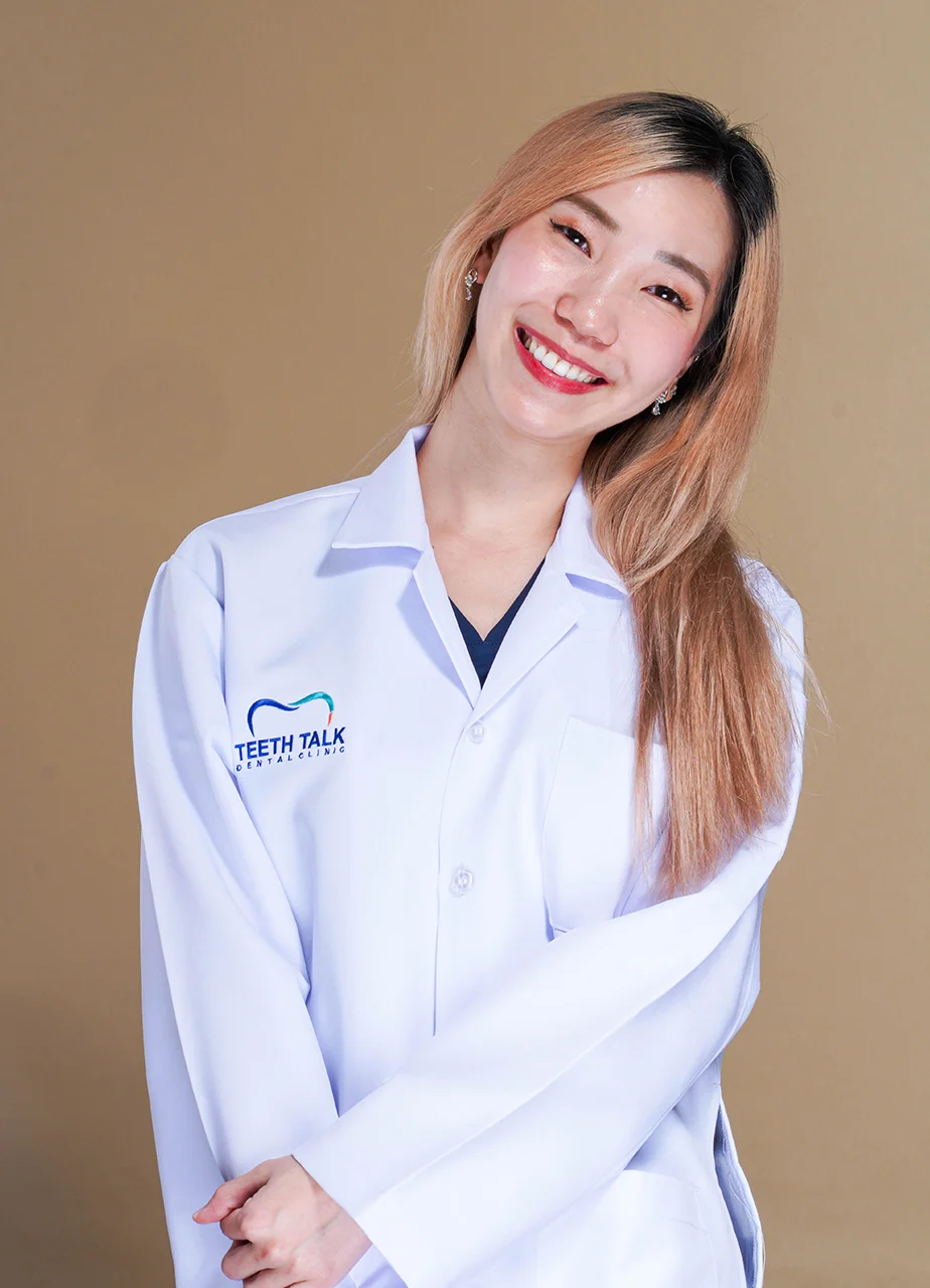 ทพญ. กัญญาภัค โสตถิโภคา DDS. ทันตแพทย์ทั่วไป, ศัลยศาสตร์ช่องปาก ใบหน้าและขากรรไกร ที่ teethtalk clinic