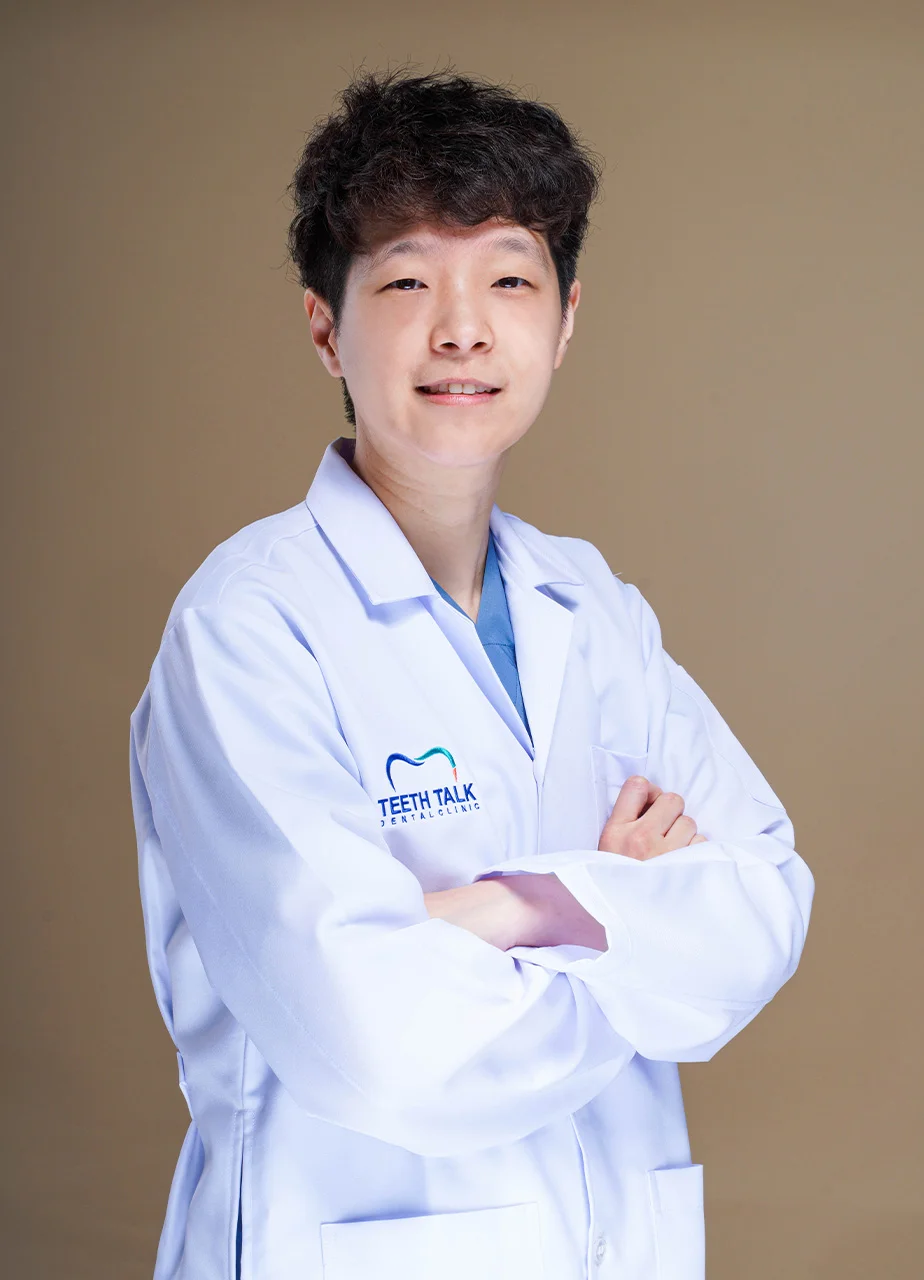 ทพ. กัลยกร เลิศสุทธิรักษ์ DDS. ทันตแพทย์จัดฟัน, ทันตแพทย์ทั่วไป ที่ teethtalk clinic