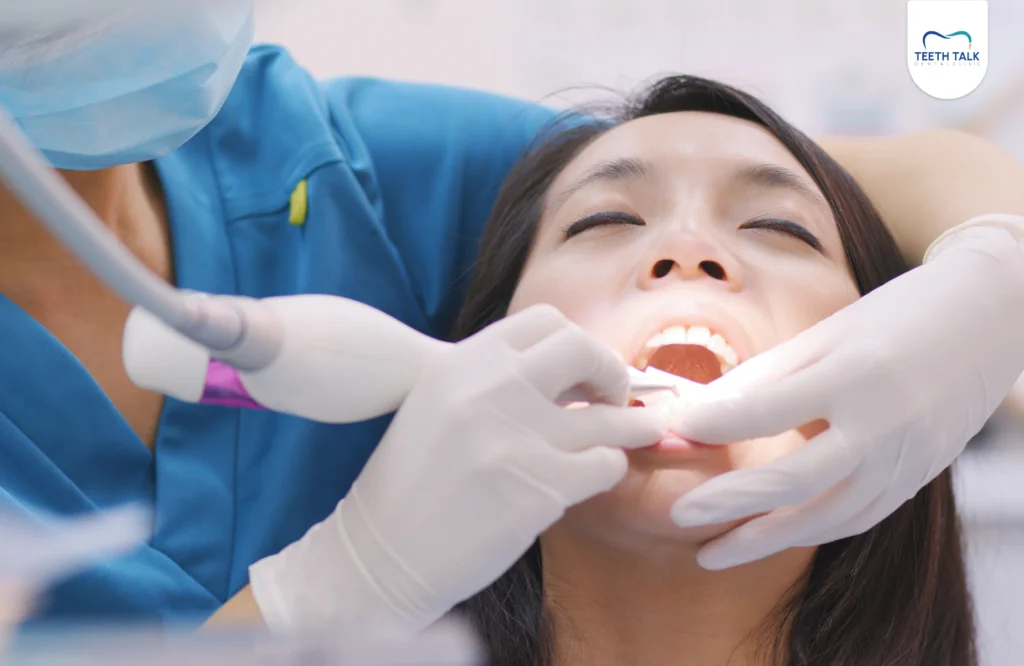 ขูดหินปูนและกำจัดคราบพลัค