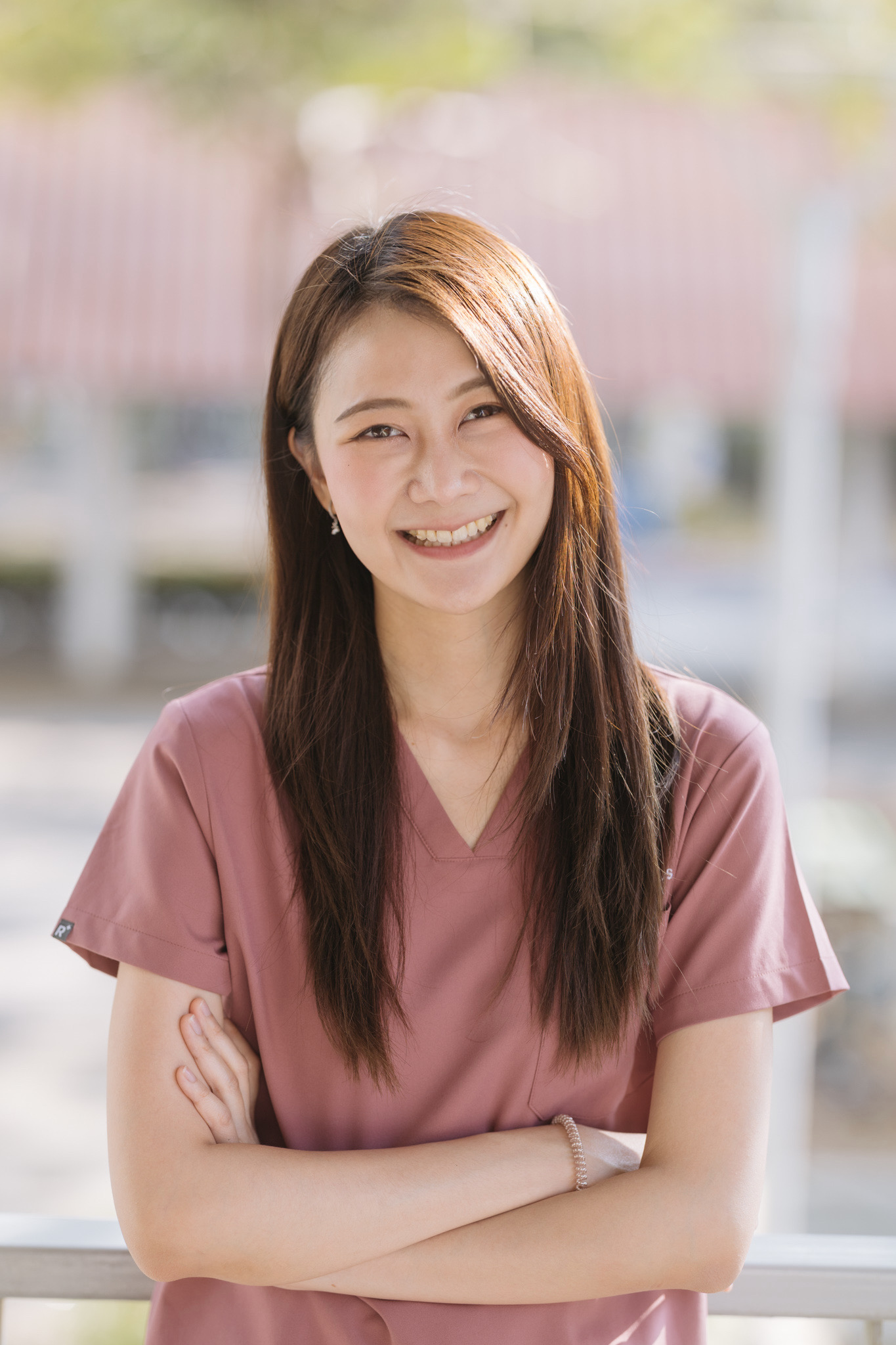 ทพญ. ณภัทร วีรเตชานนท์ DDS.