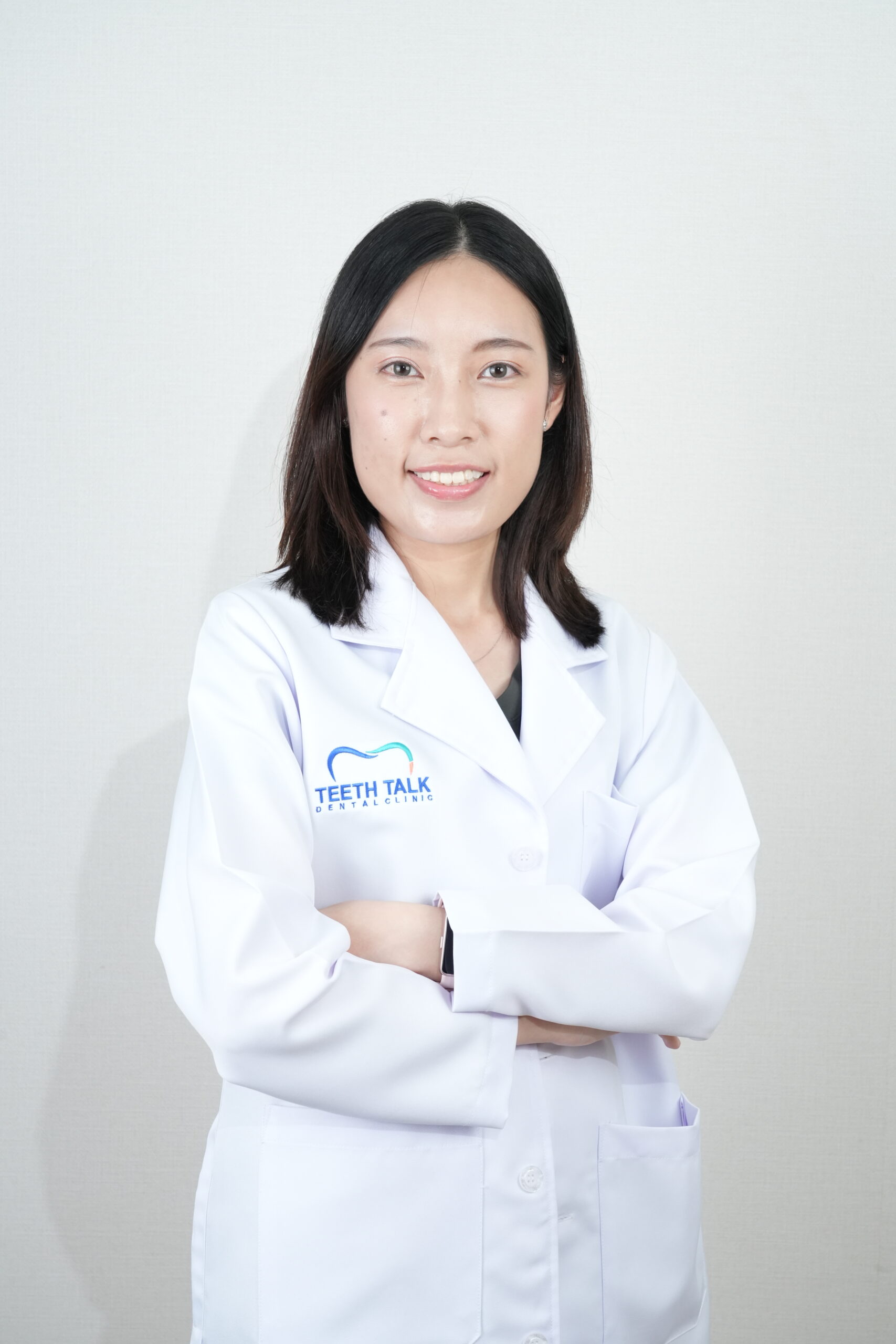 ทพญ. สิริธร สรรพวัฒน์ DDS.